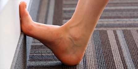 Étirement mollet et pied aponévrosite